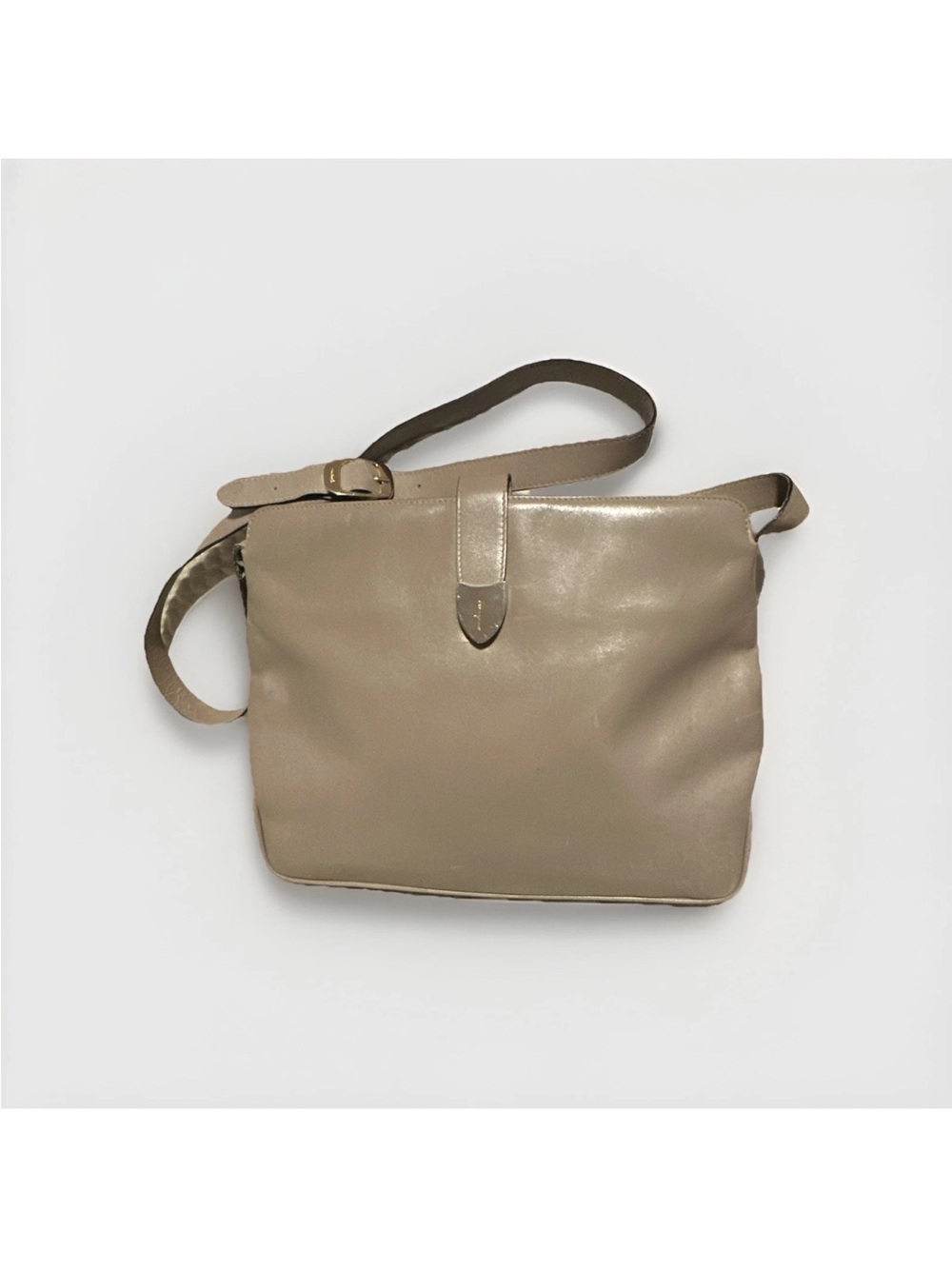 Authentic Vintage Salvatore Ferragamo Taupe Leather Shoulder Bag – Made in Italy